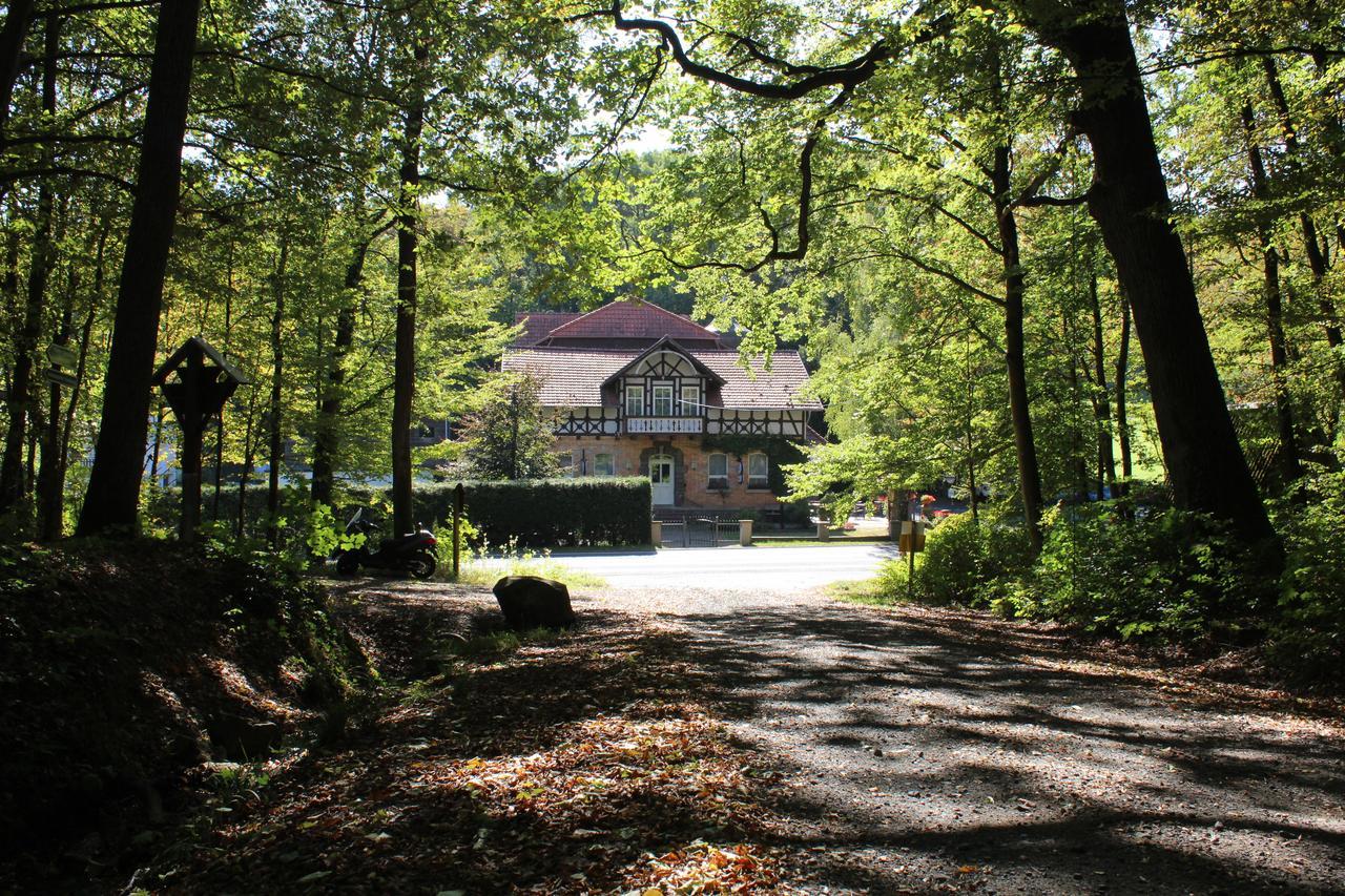 Hotel Waldhaus Romhild 外观 照片