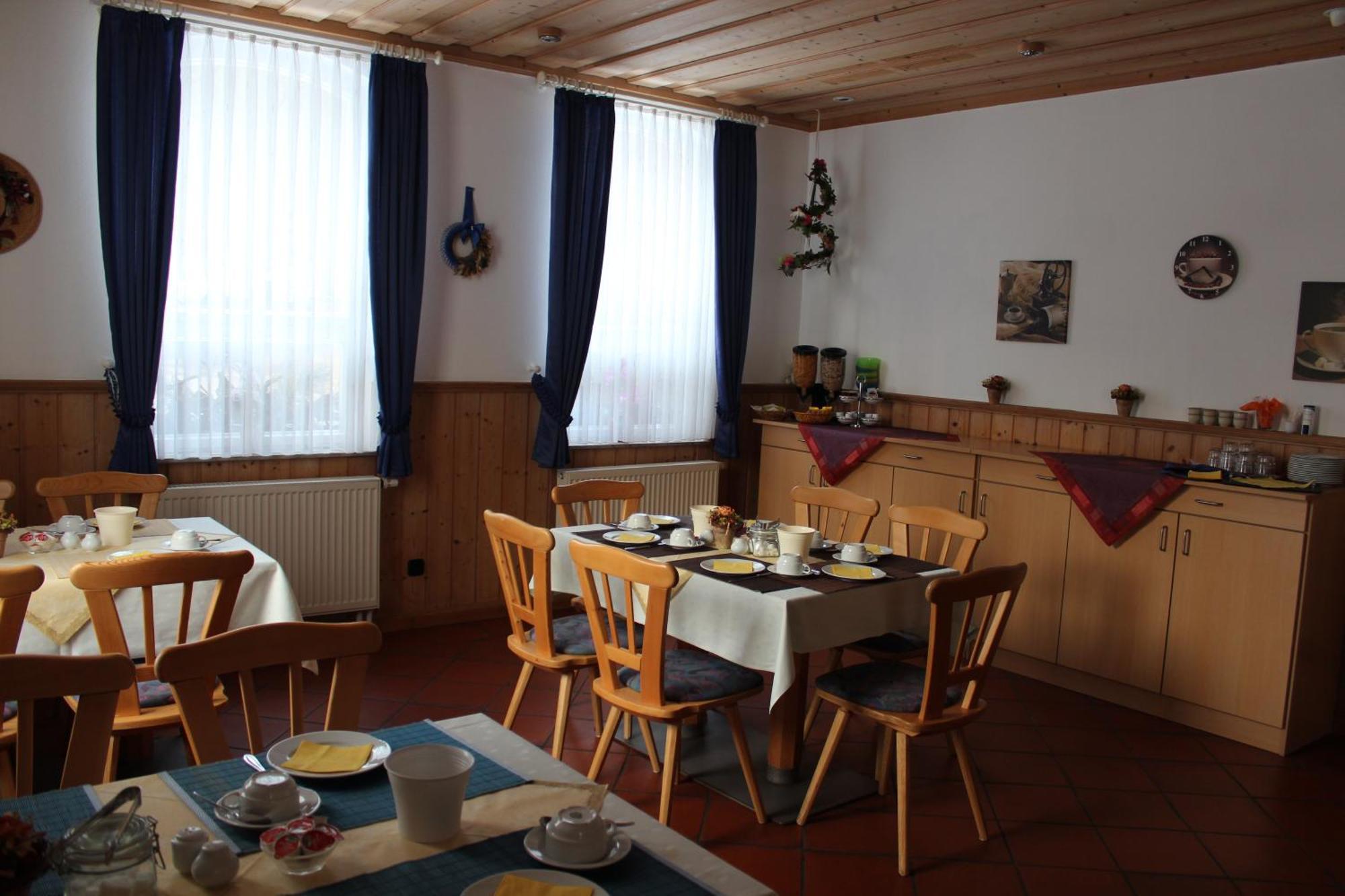 Hotel Waldhaus Romhild 外观 照片